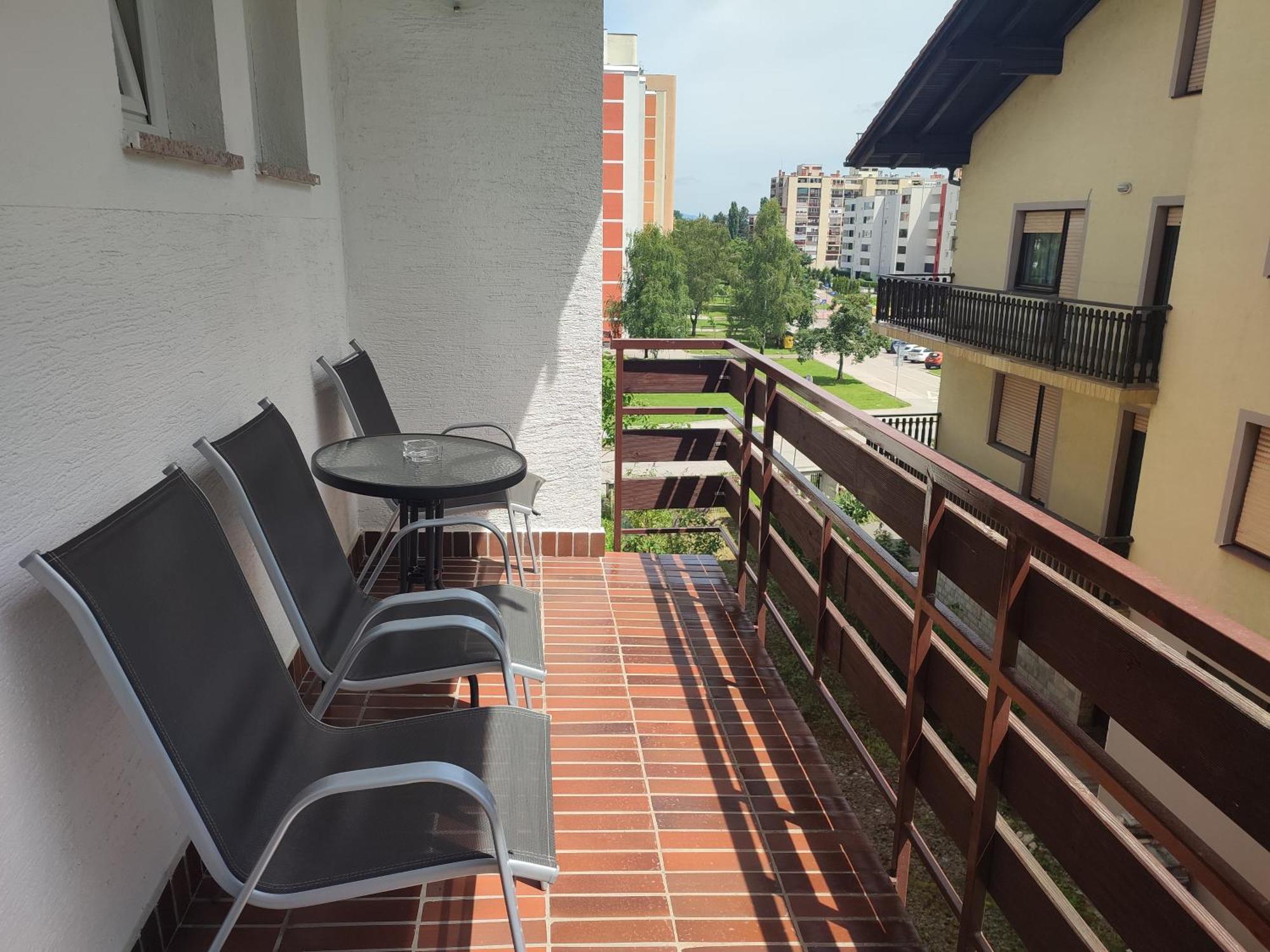 Apartmens&Rooms 4 rijeke Karlovac Buitenkant foto